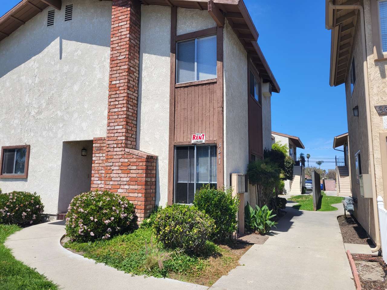 3661 Farquhar Ave.