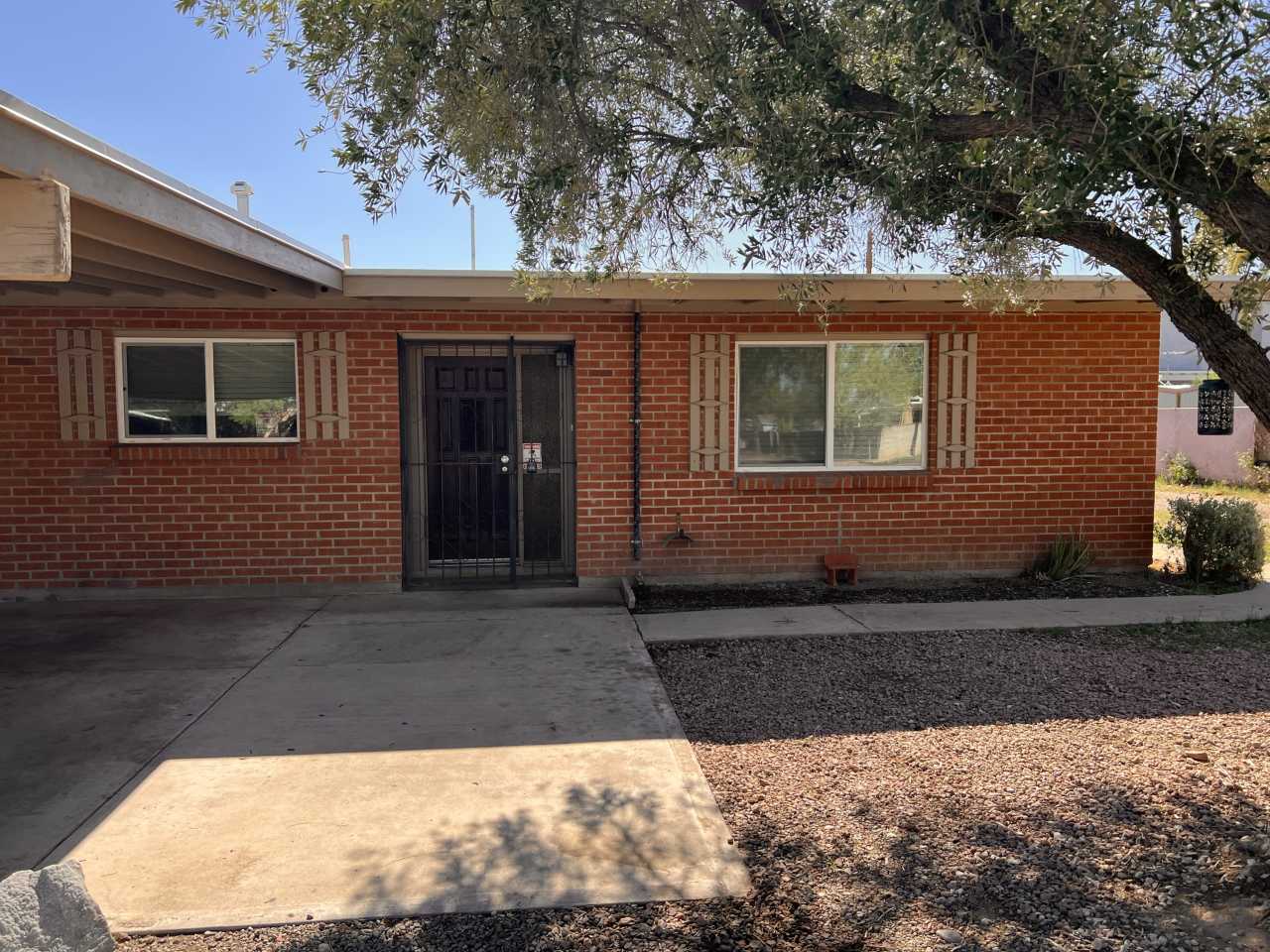 2818 North Eastgate Drive