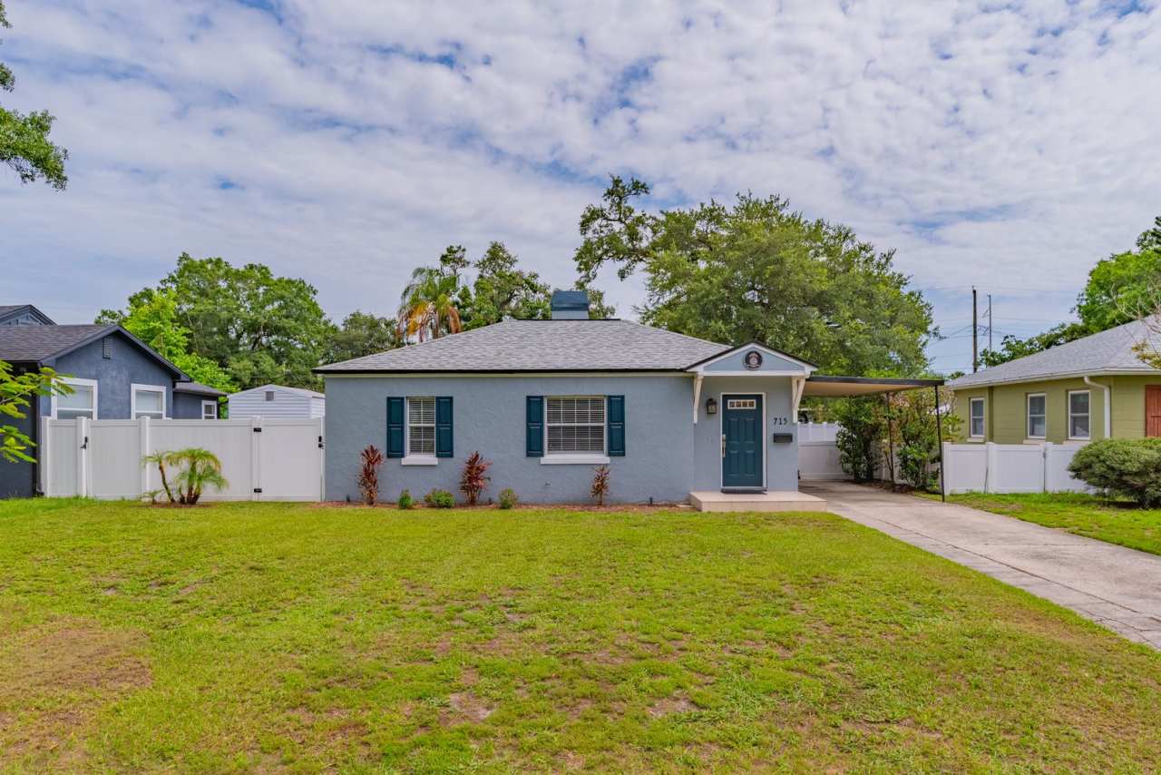 Charming Riverside Heights Rental – Updated 3/2 with Garage  Modern Finishes