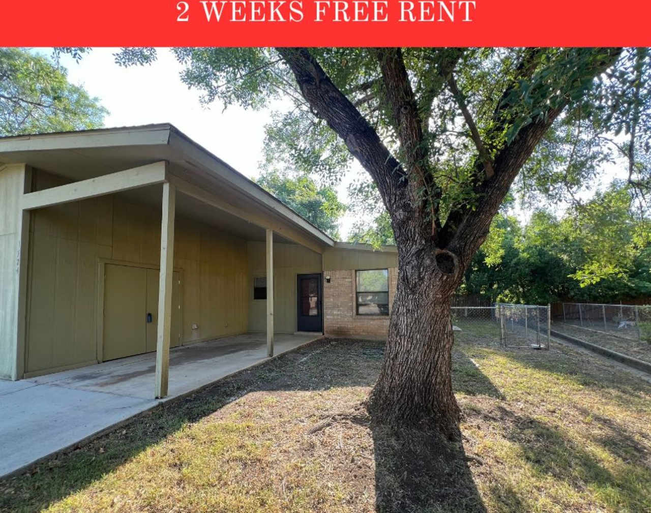 2 WEEKS FREE RENT / 2/1 with Carport / Fridge / No Carpet /Gas Cooking / Fenced in Yard / CISD