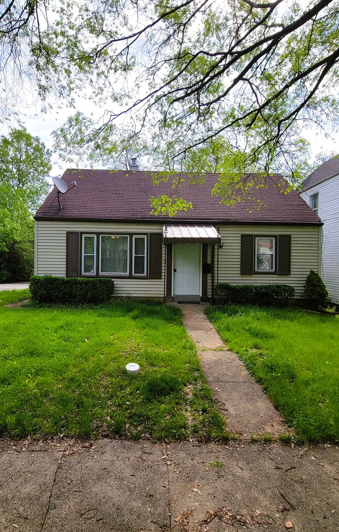 Newly Remodeled 4 bed 1 bath in Pleasant Ridge