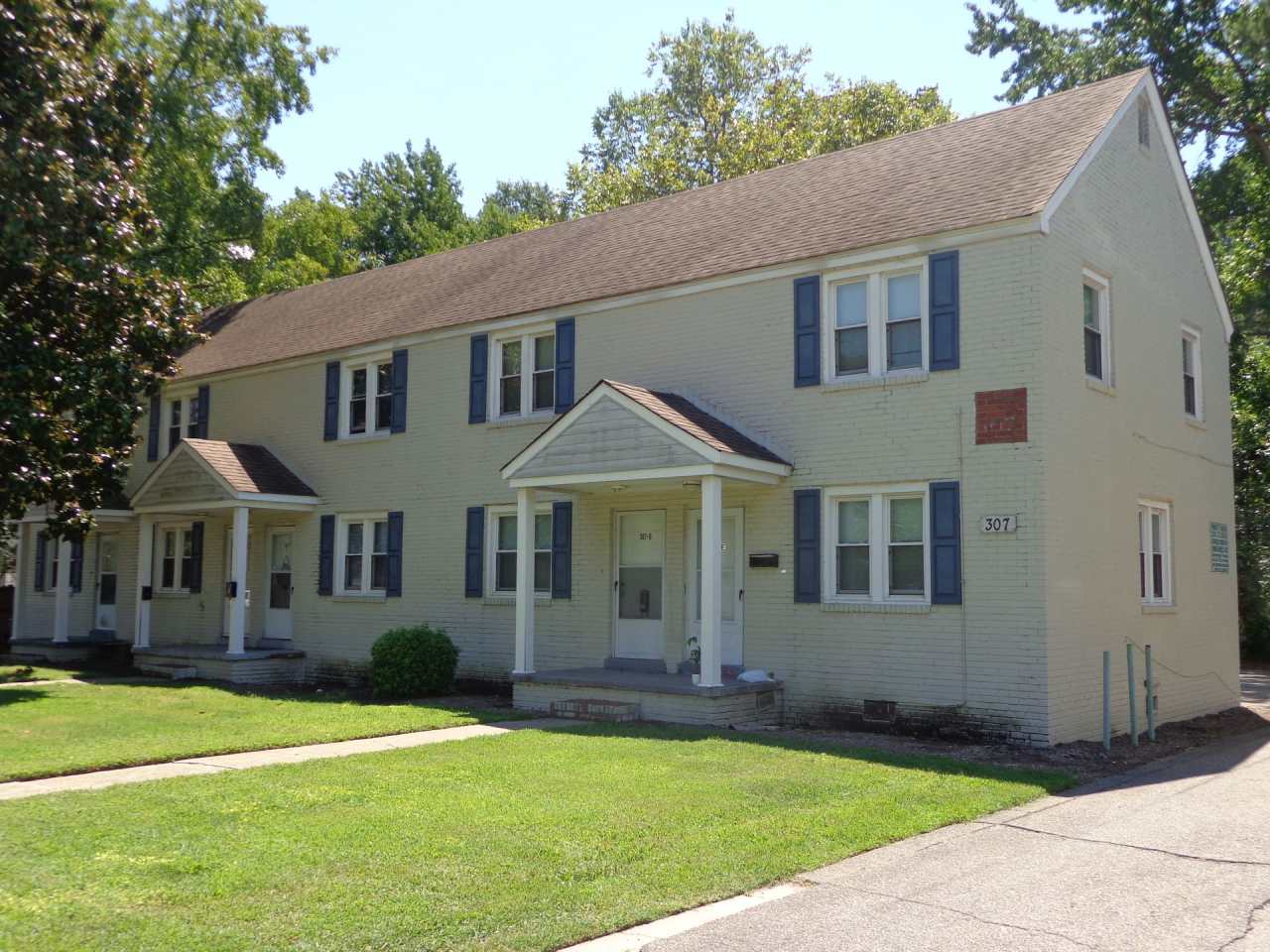 Townhomes at West Little Creek