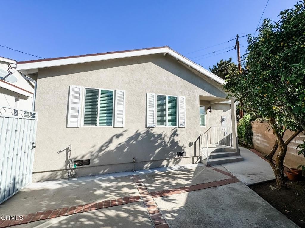 2228 Louise Avenue B