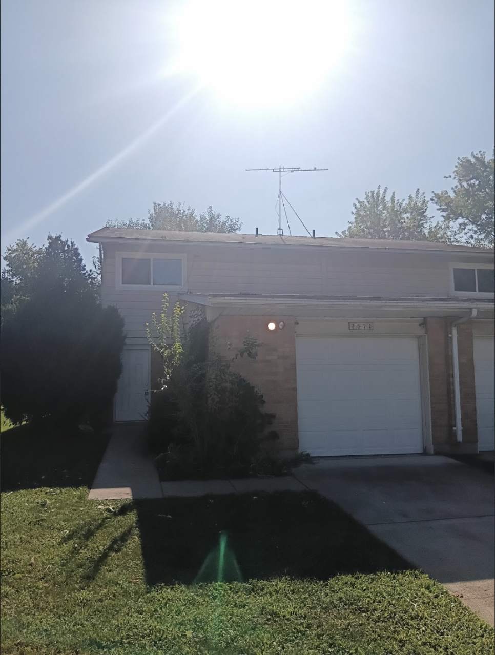 3570-3572 Valencia Street - 3572