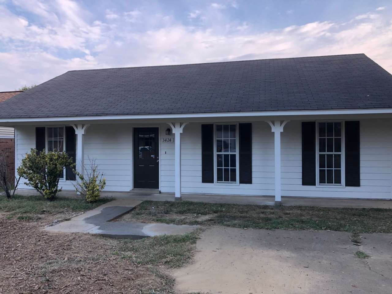 ****JUST REDUCED*****3424 Laurelwood Dr Horn Lake, MS