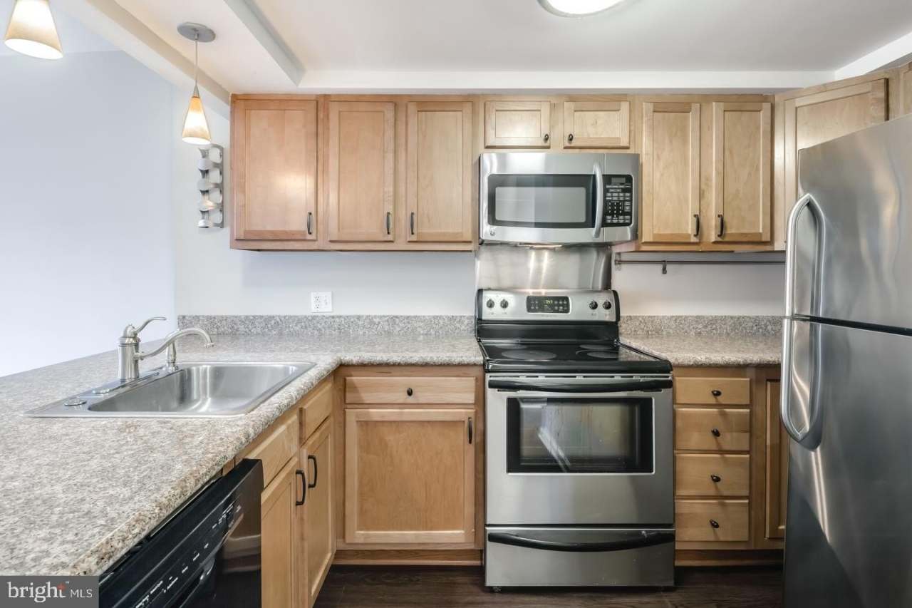 234 N 3RD Street unit: 405