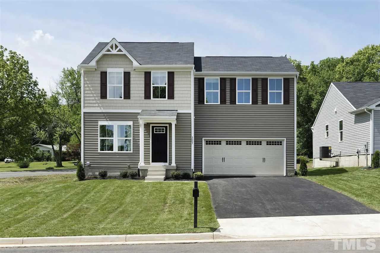 Room in 4 Bedroom Home at Bent Willow Dr