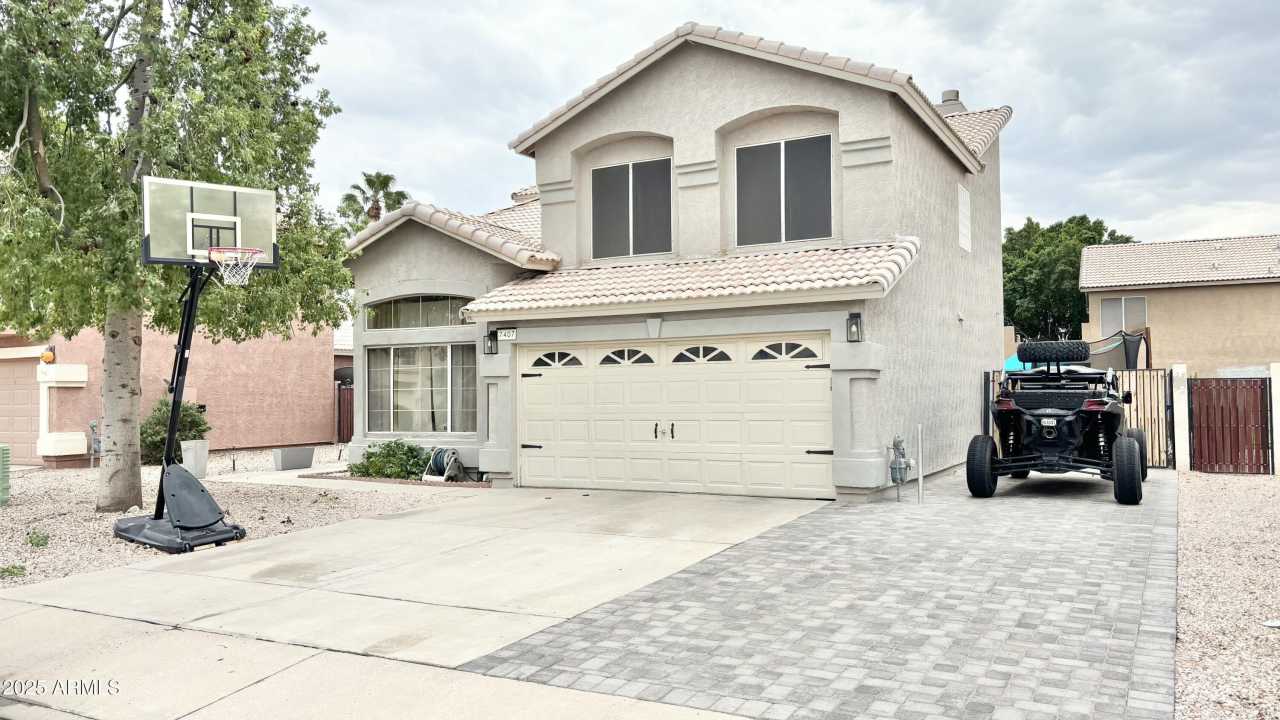 7407 E MEDINA Avenue