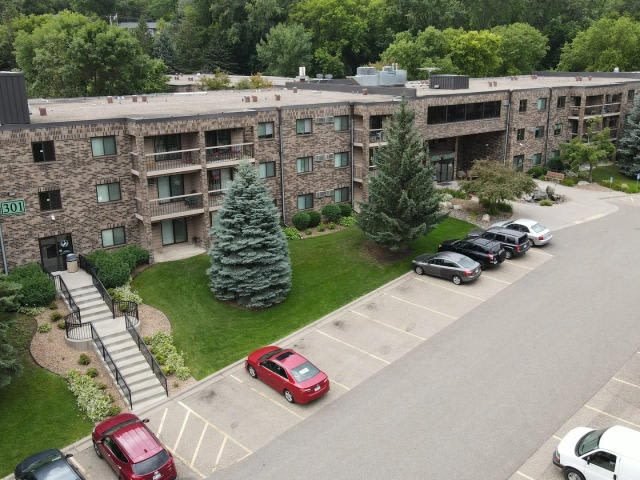 301 Burnsville Pkwy Unit C11