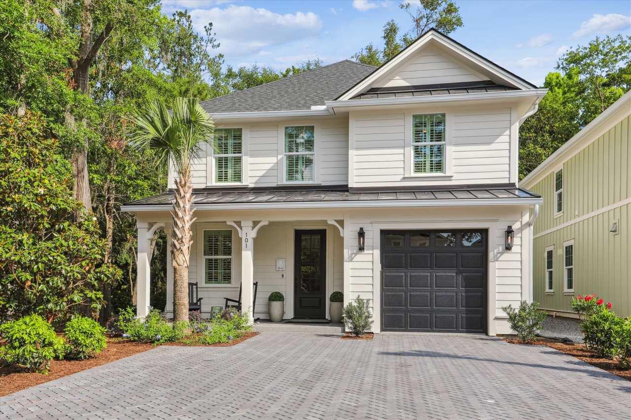 213 Halyard Drive