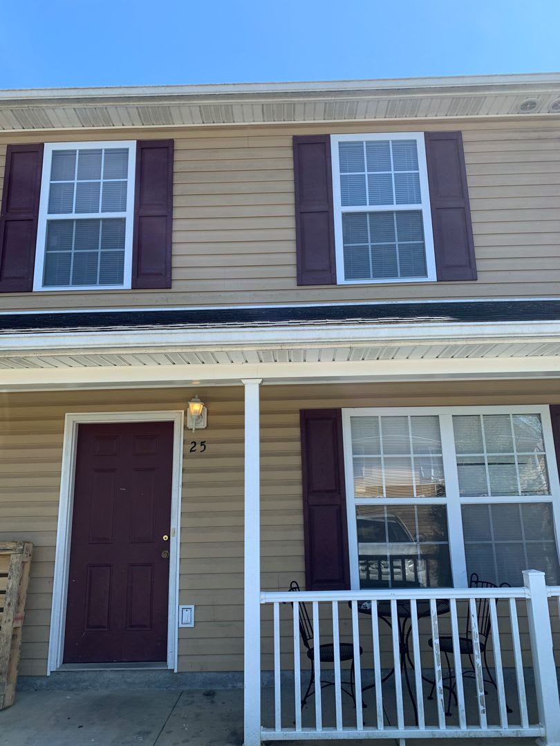 3 Bedroom 2.5 Bath Townhouse