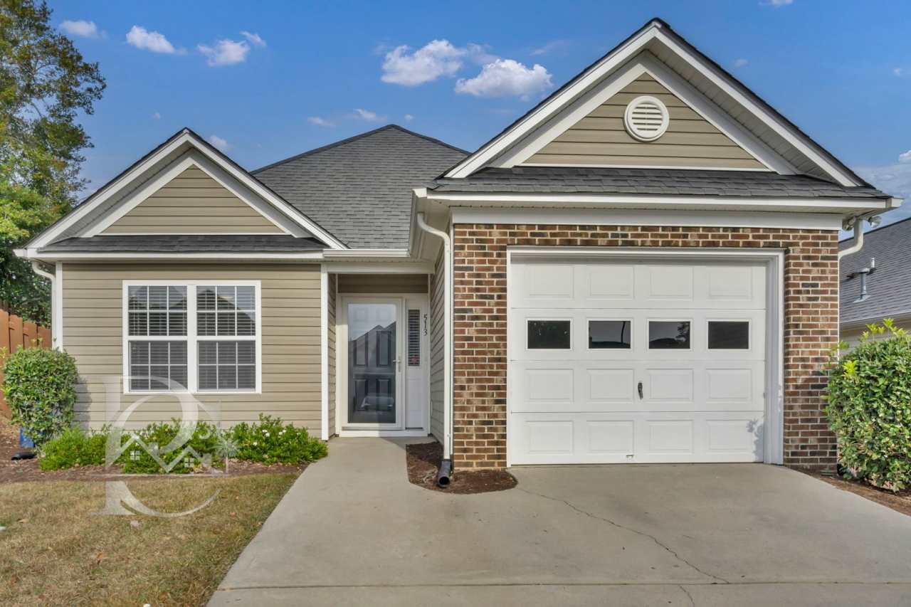 TWO BEDROOM GARDEN HOME IN GATED COMMUNITY