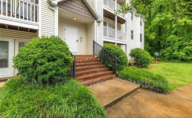 2328 West Vandalia Road - 1