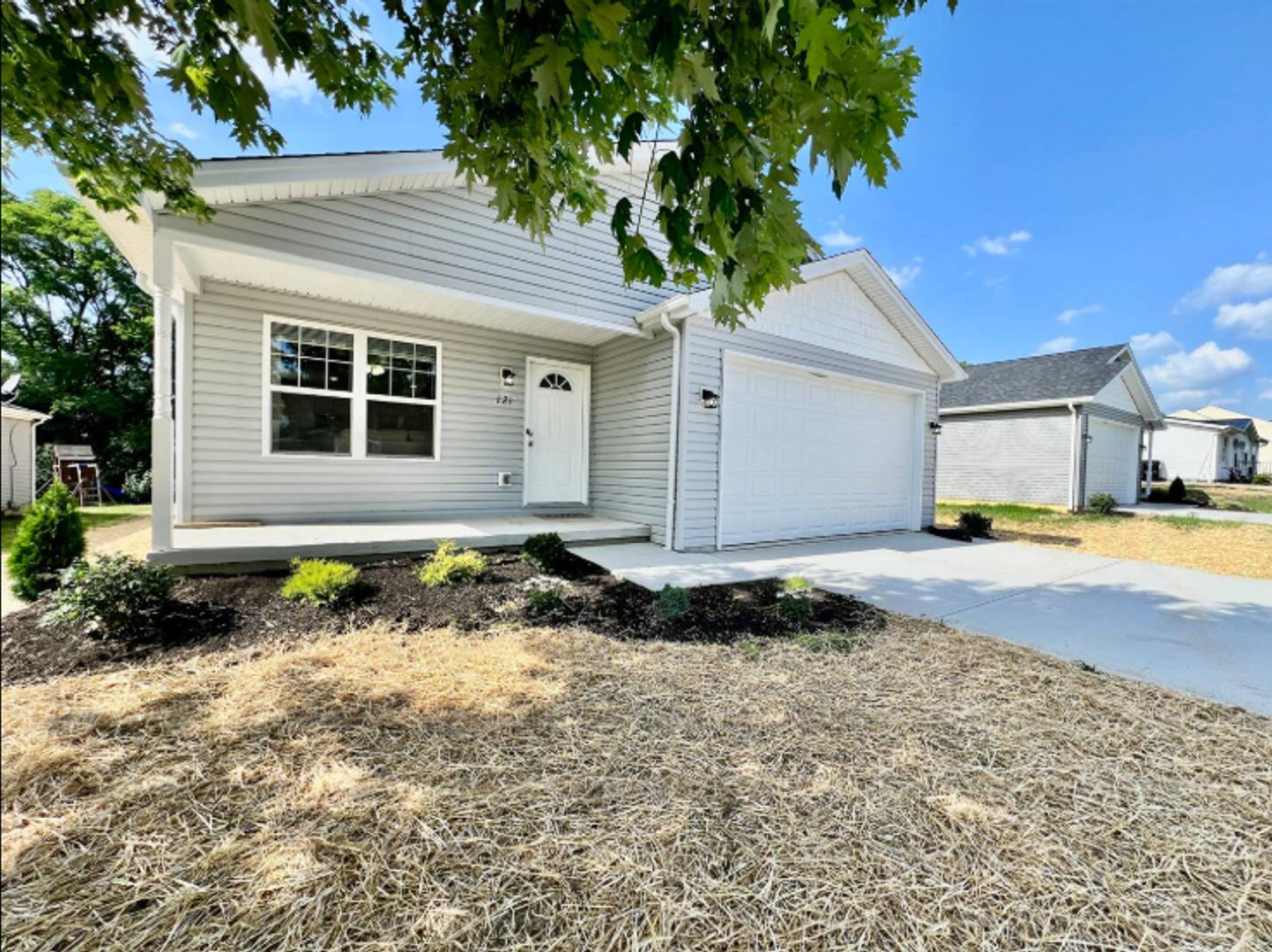 Brand new construction near WEC and Air park