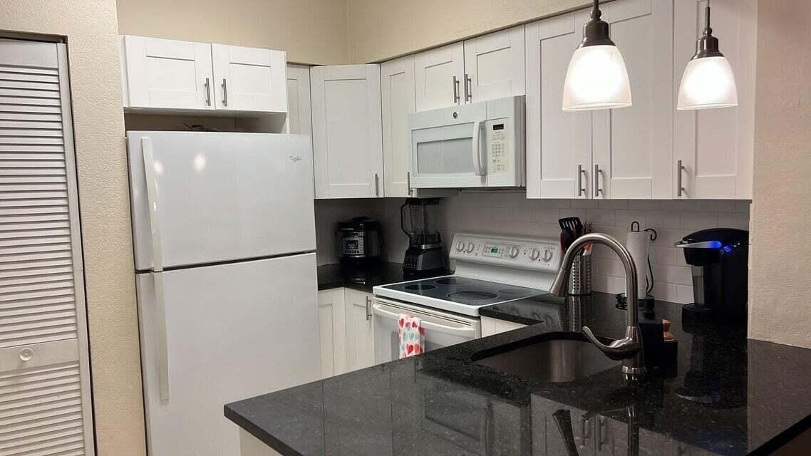 621 Cypress Lake Boulevard