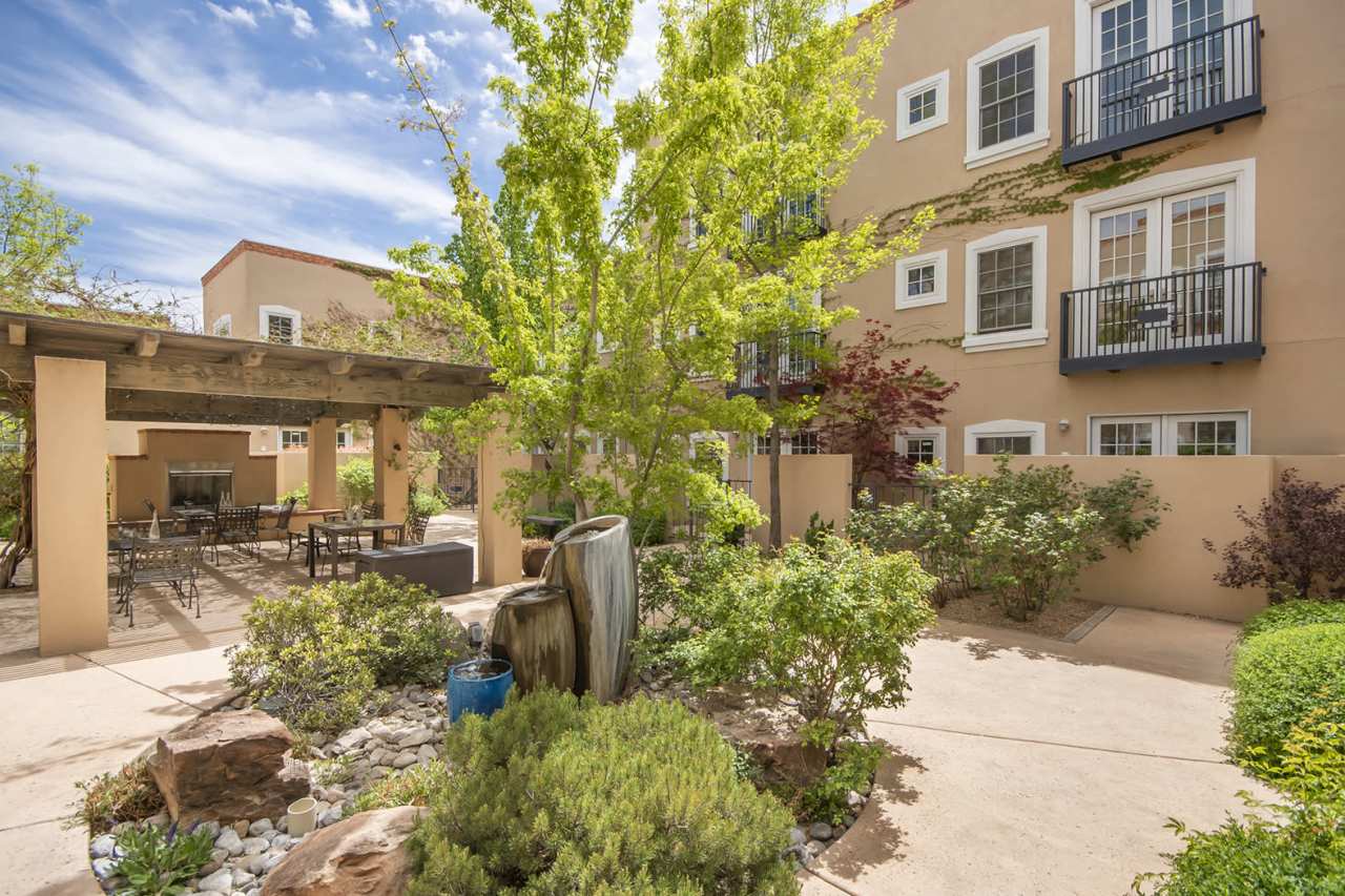 1900 Central Avenue Southwest