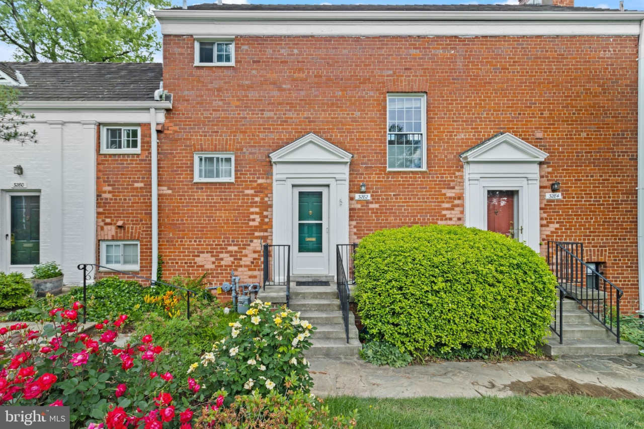 3282 MARTHA CUSTIS DRIVE