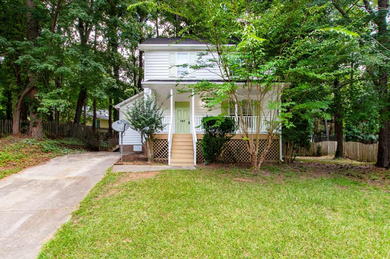 3-Bedroom Home for in Cary – Close to Downtown!