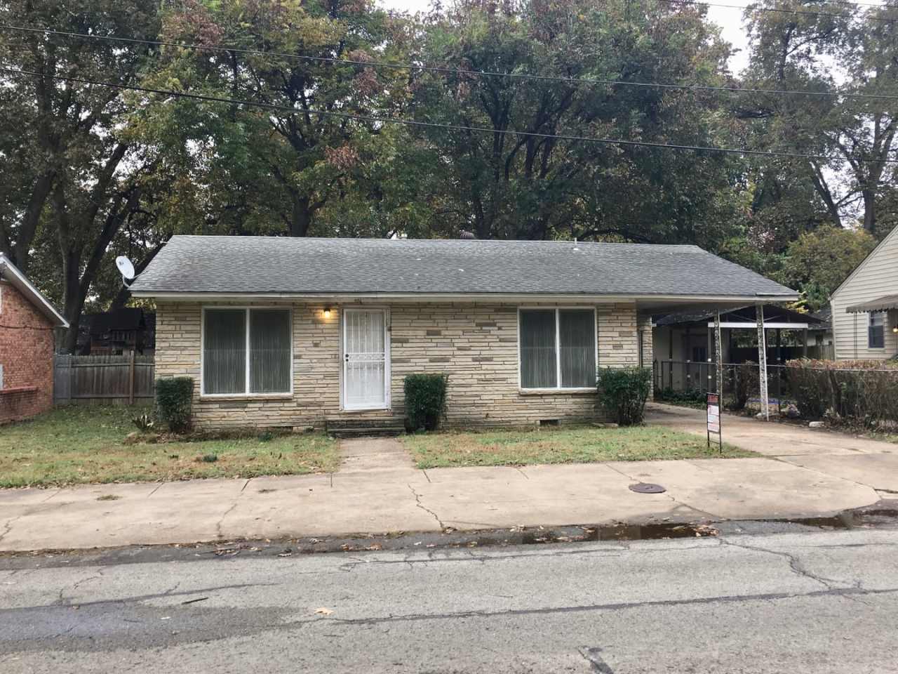 For Rent- 2 Bedroom, 1.5 Bath!