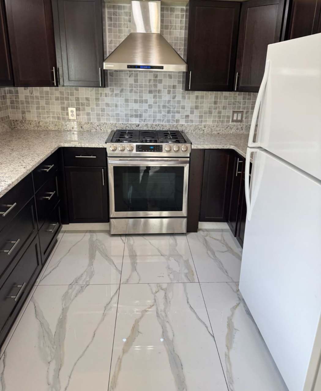 6483 Colonial Street