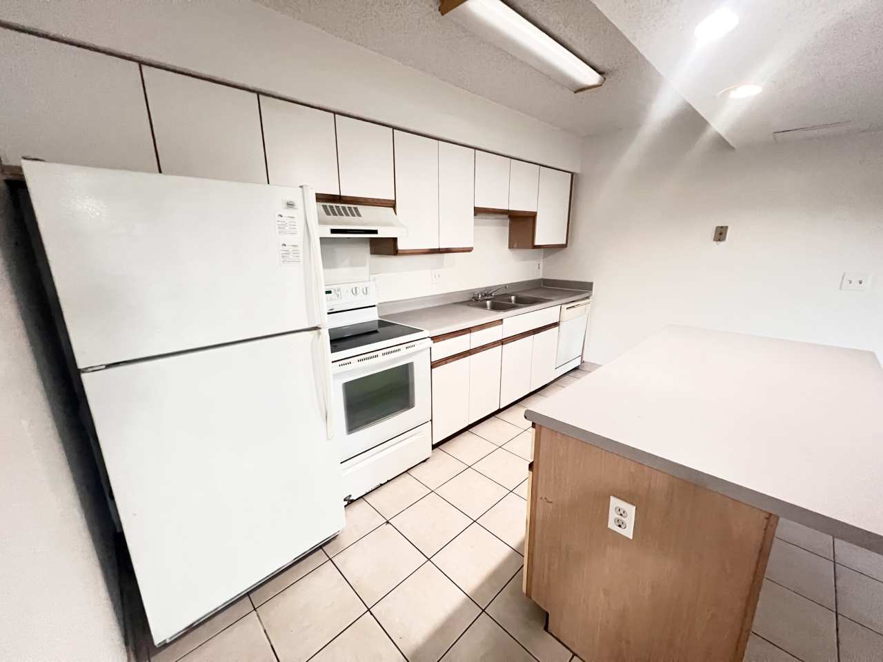 4055 W Mcnab Rd #104