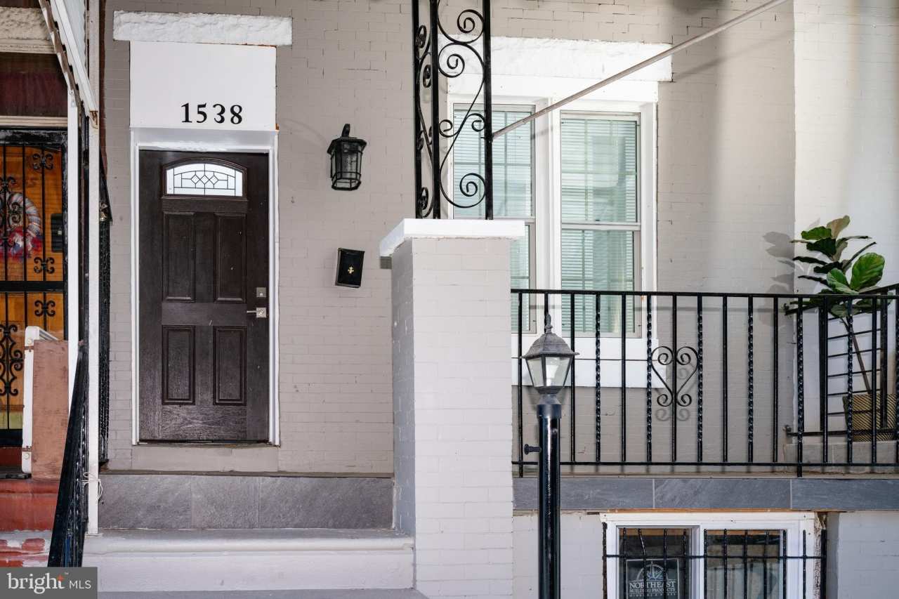 1538 N HOLLYWOOD Street