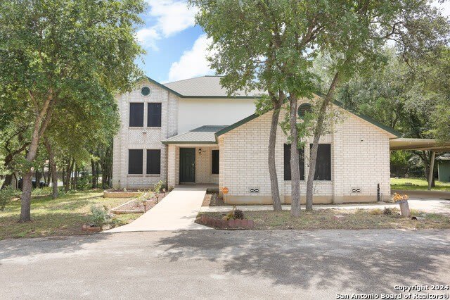 7702 SHADY HOLLOW LN