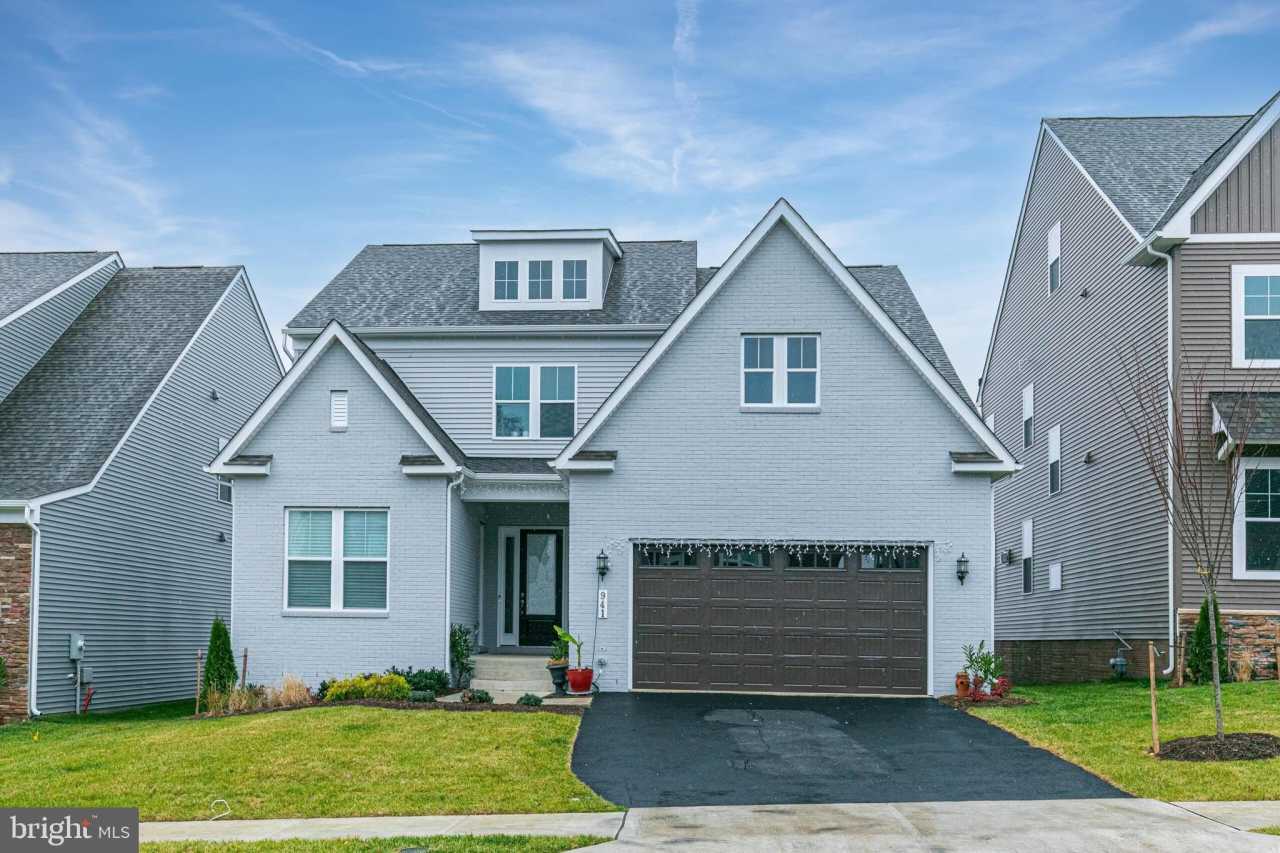 941 WARLANDER Drive SW