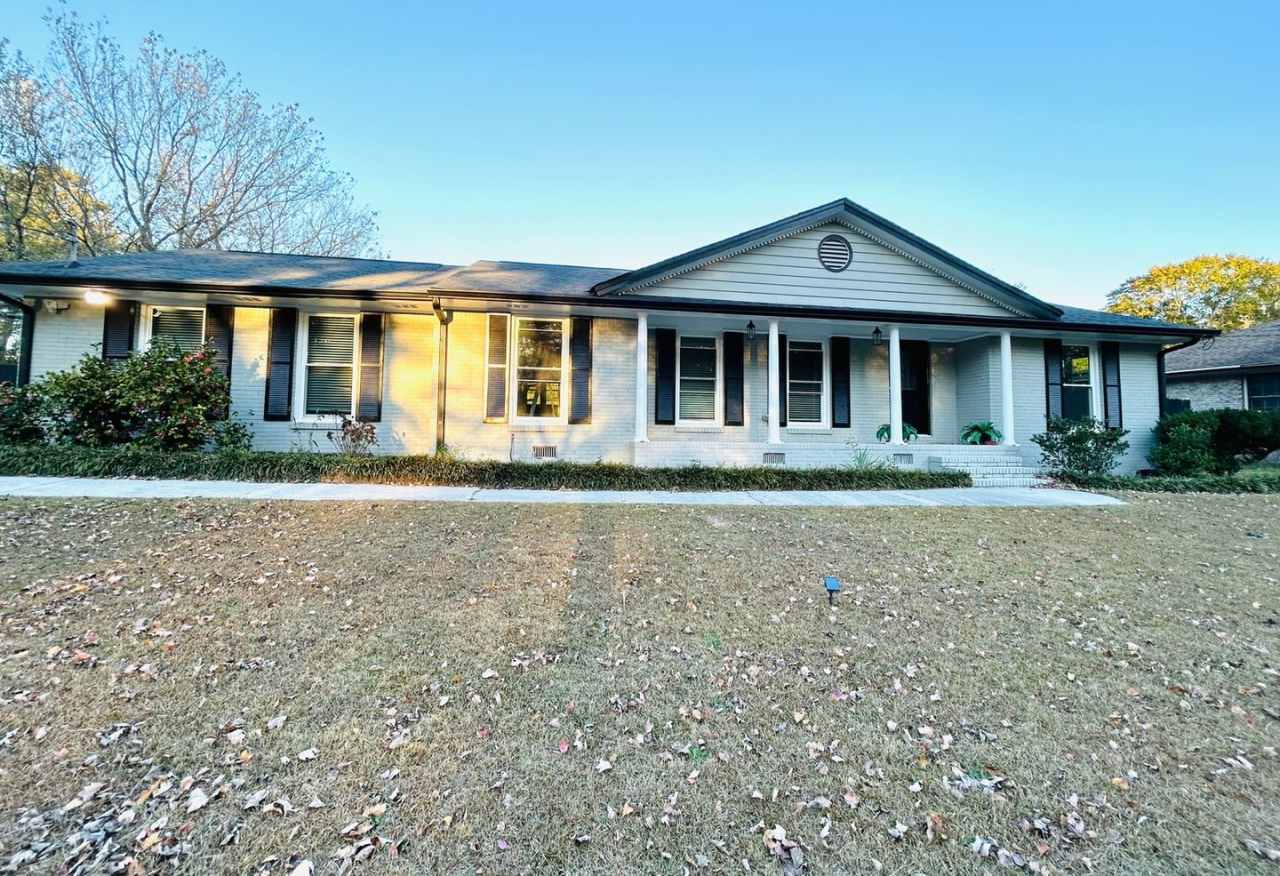 Charming 3BR House in Snellville