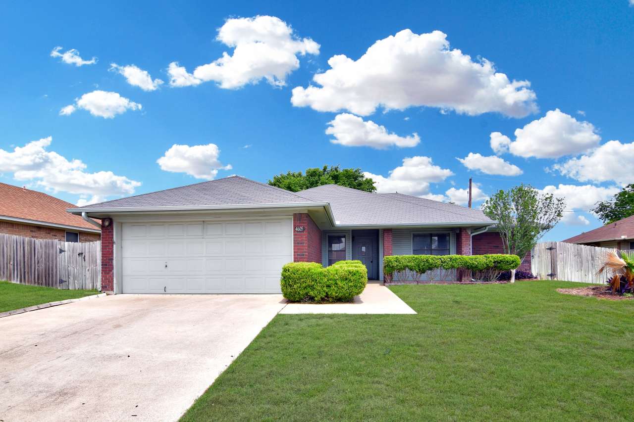 4605 Mallard Ln