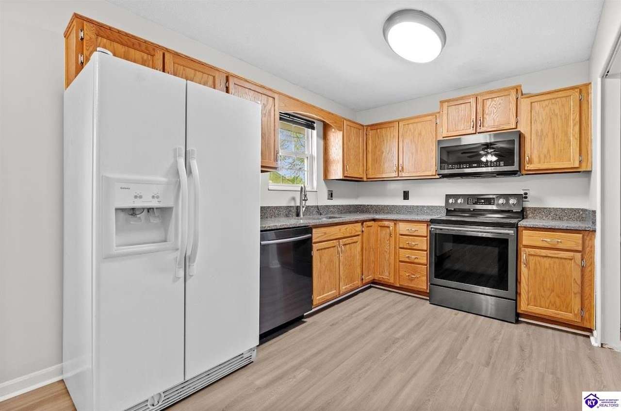 1302 Williamsburg Drive