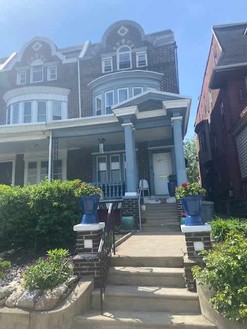 4932 Chestnut Street 3rd Floor