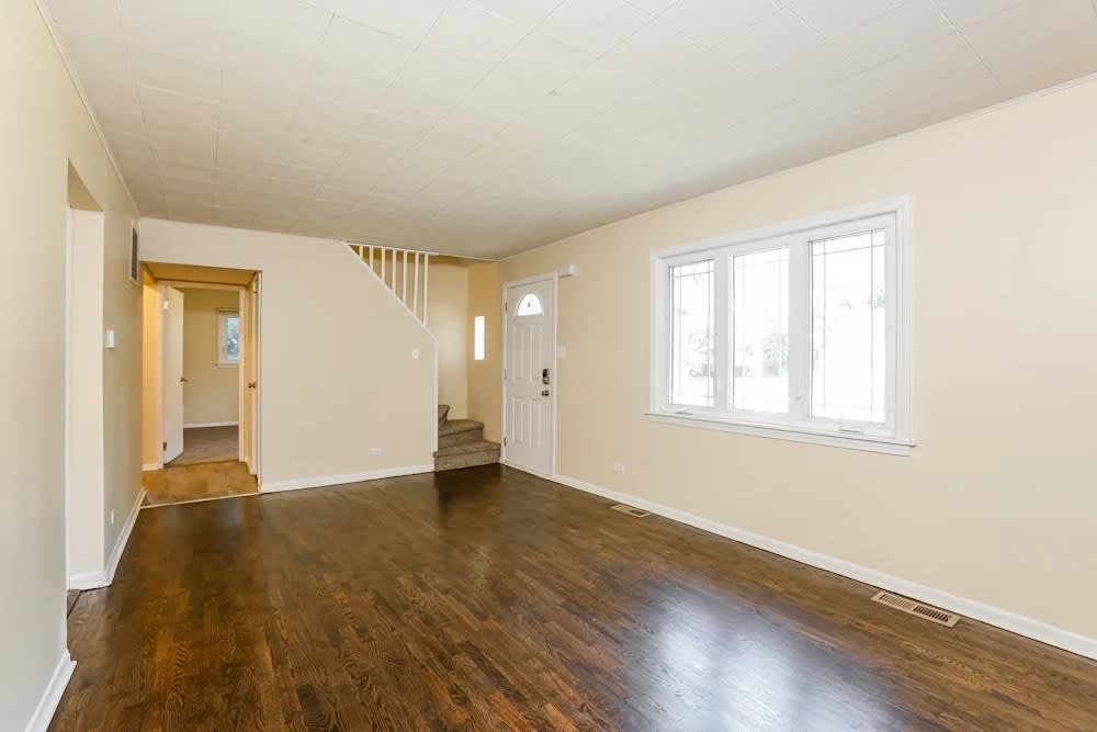 2033 North Carlisle Street