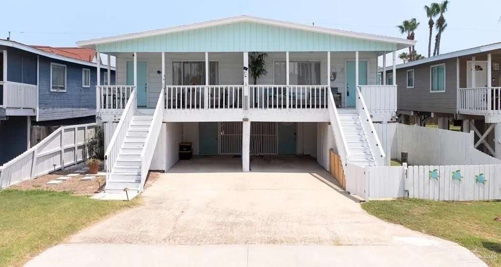 210 W Gardenia Street