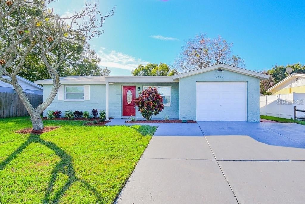 7810 FOX HOLLOW DRIVE