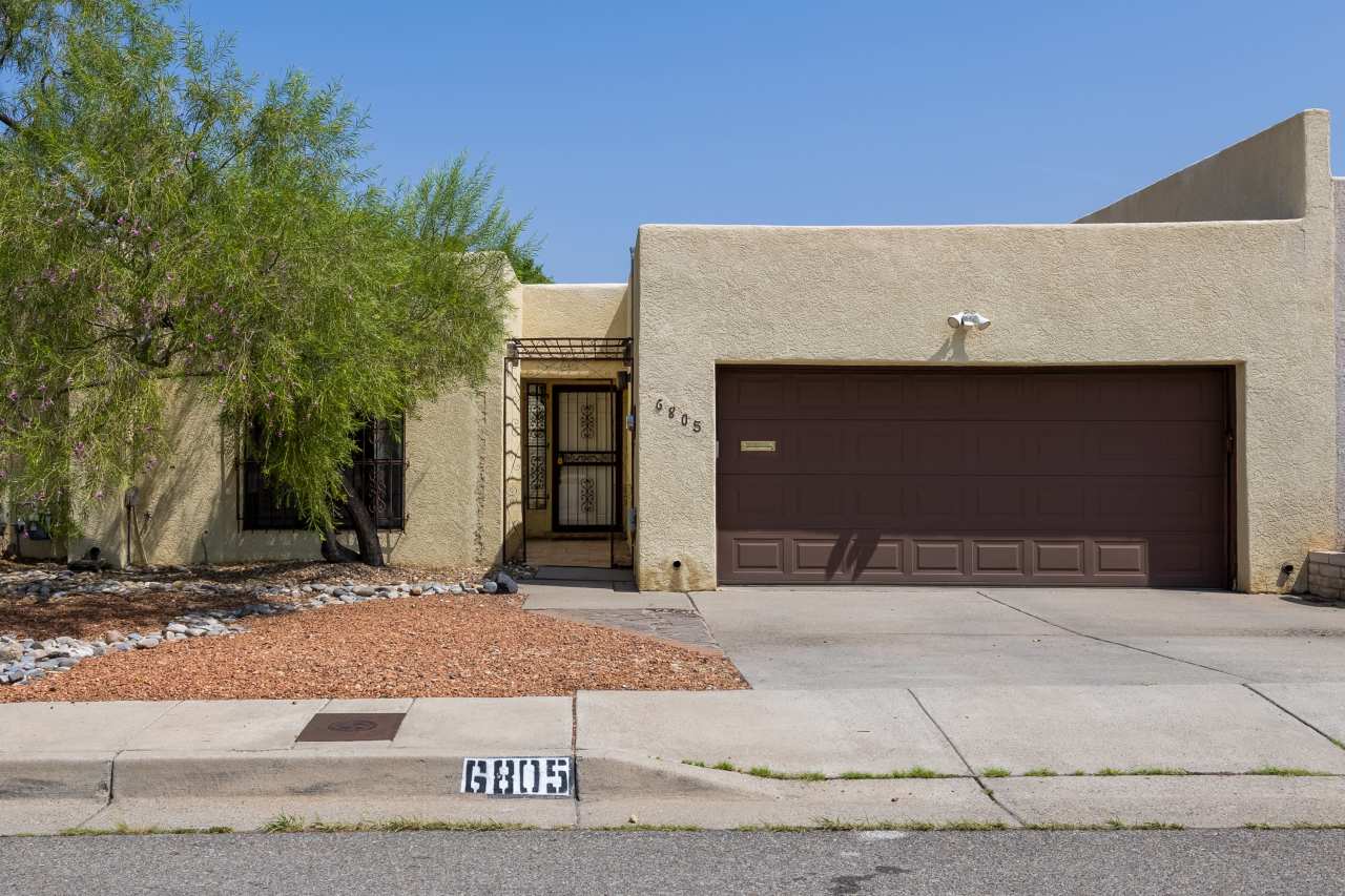 6805 La Casa Bonita Northeast