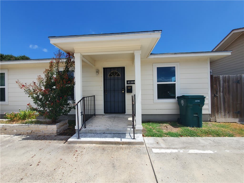 4110 Grossman Drive unit: B