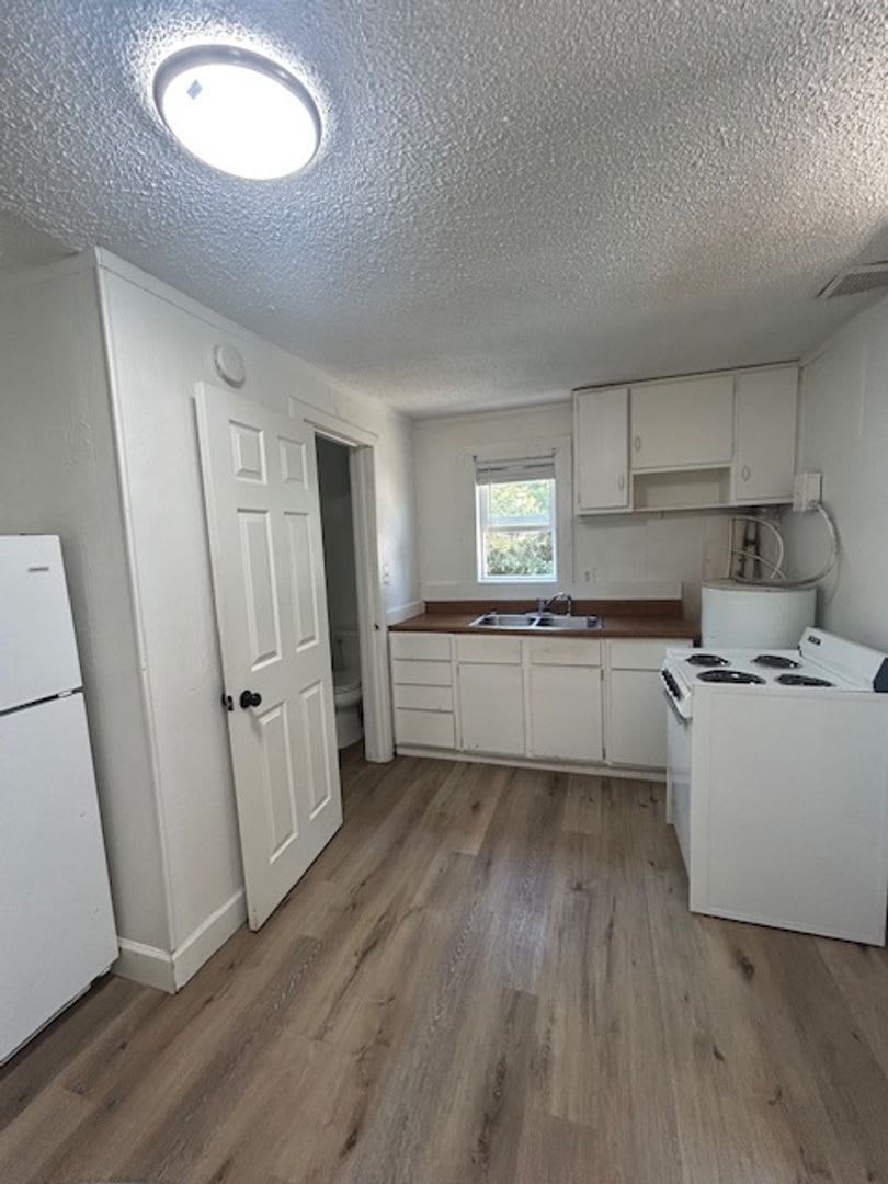 Adorable Updated Studio Home in the Heart of Downtown Billings