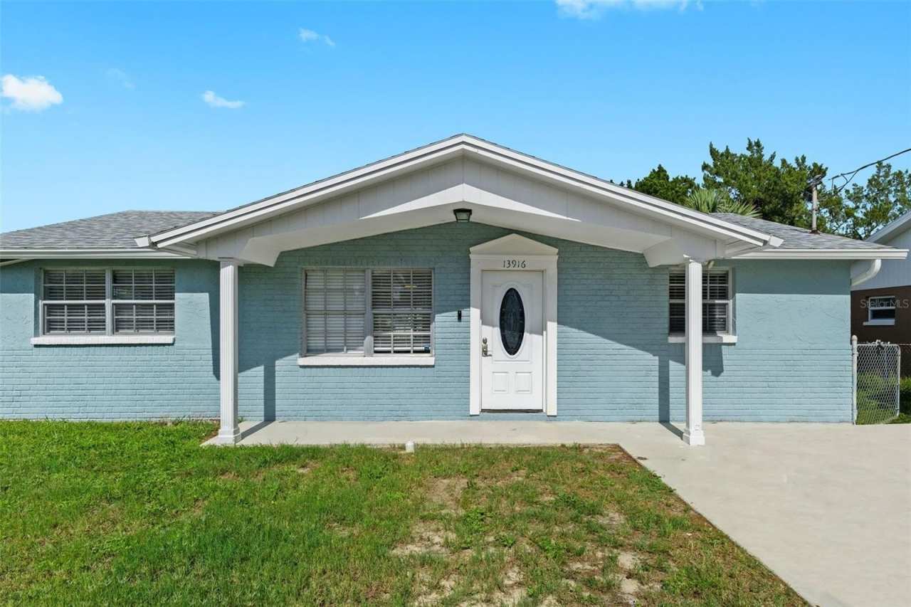 13916 SOMMERS AVENUE