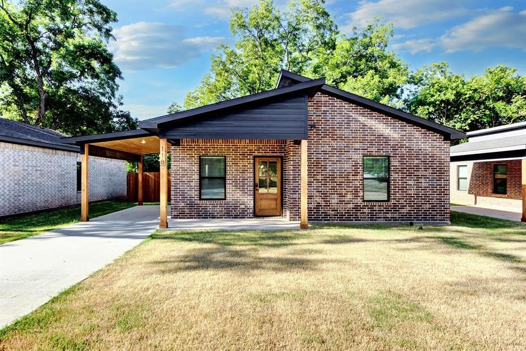 118 E Harrison Street