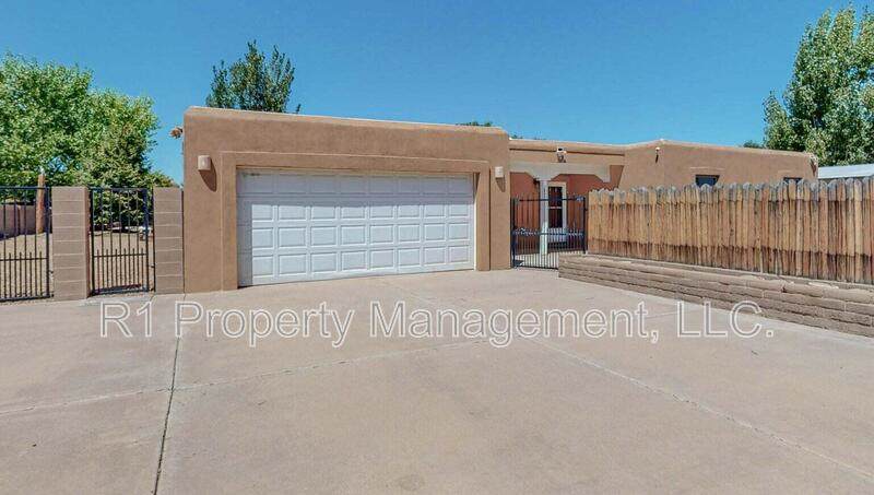 501 Calle del la Angel