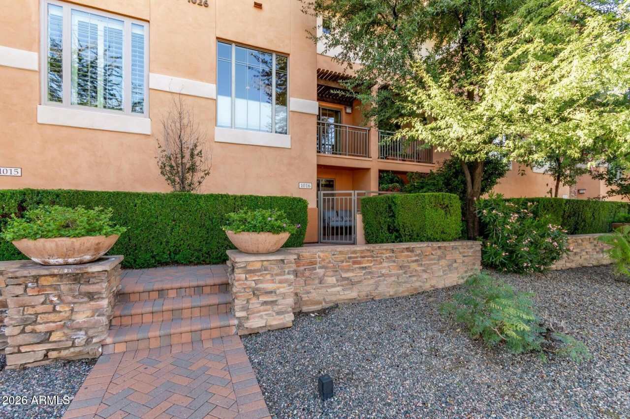 6940 E COCHISE Road unit: 1016