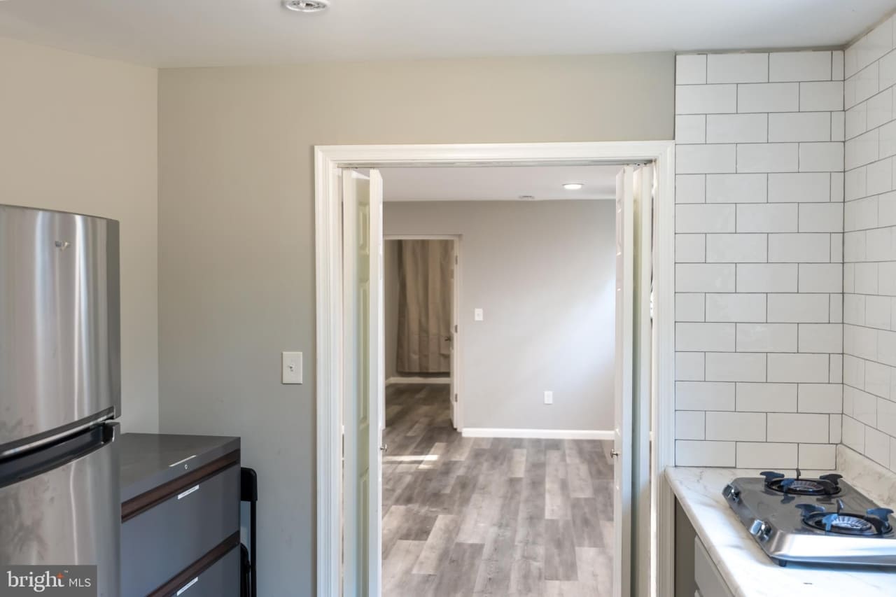 3201 MERRYDALE DRIVE