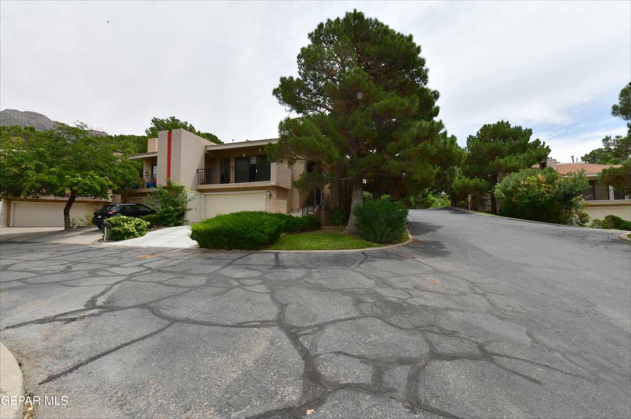 5900 MIRA HERMOSA Drive