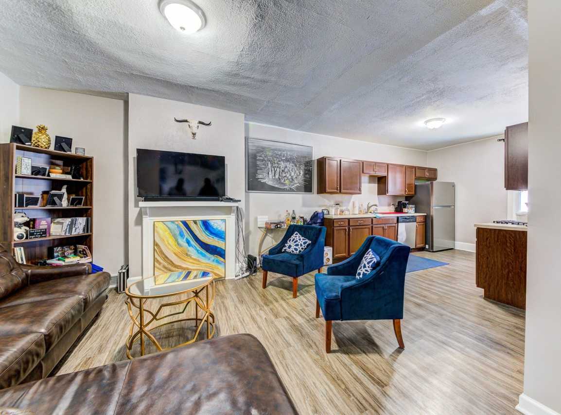 Available August 2026 - Beautiful 2.5 Bedroom, 1 Bath Home in Mt. Washington Area!