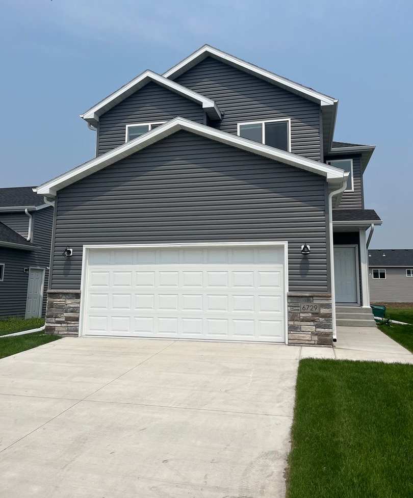 Brand New 3 Bed 2.5 Bath Single Family Home