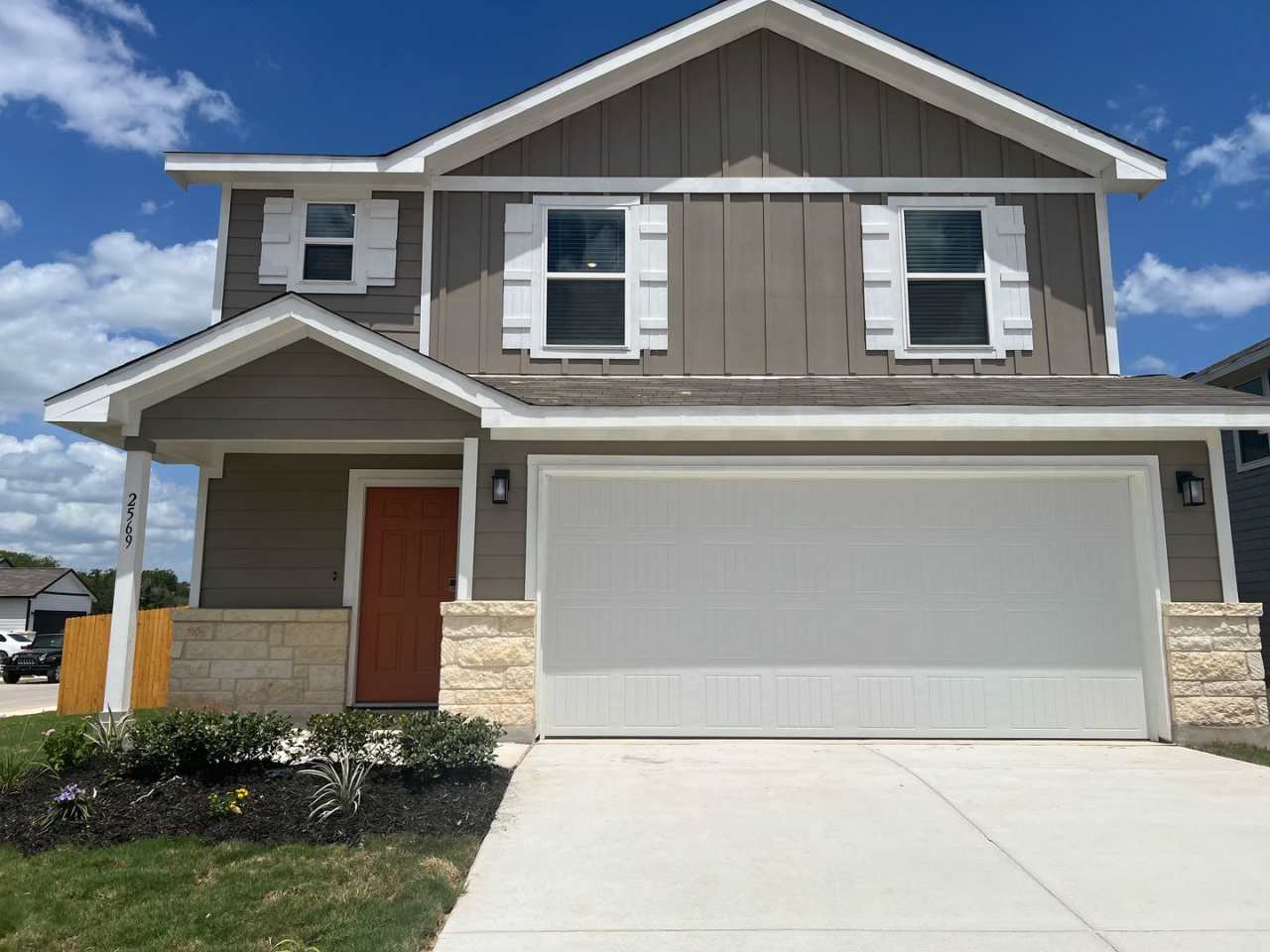 Spacious 3-Bedroom Home with Loft  Huge Backyard in Hiddenbrooke