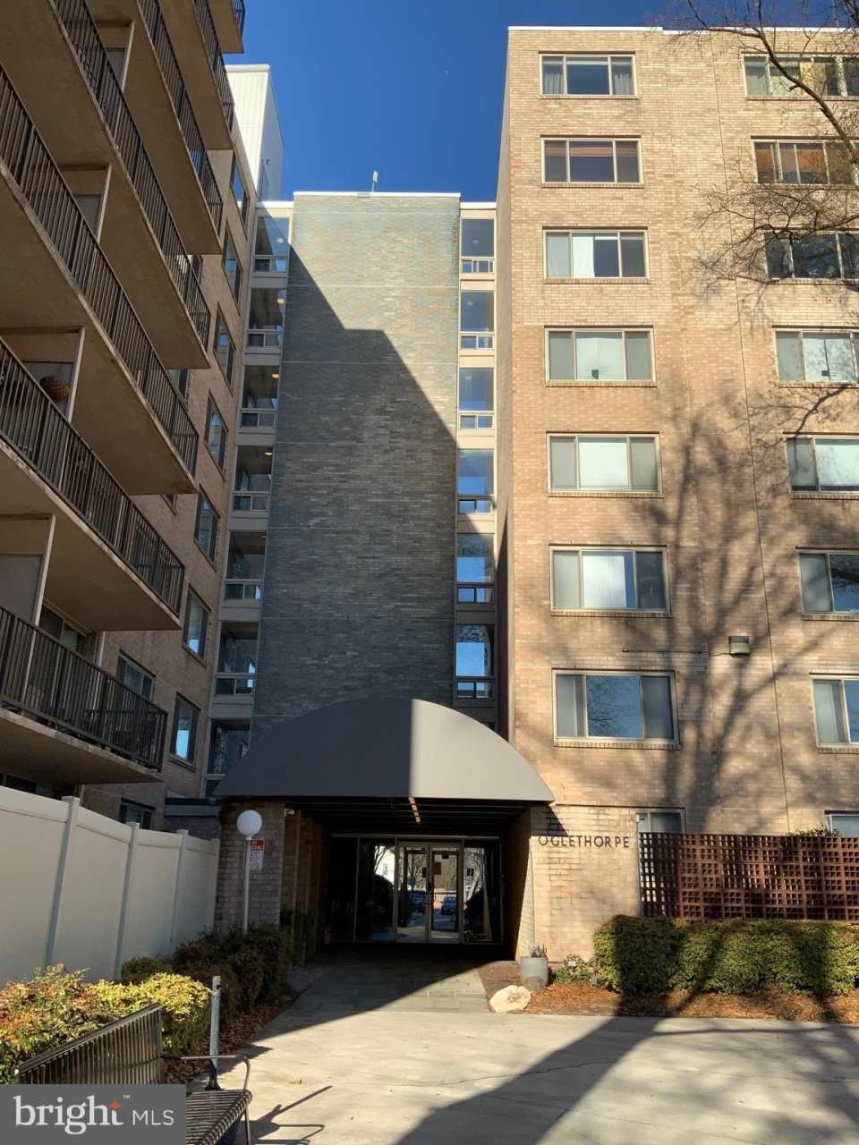 4410 OGLETHORPE Street unit: 201