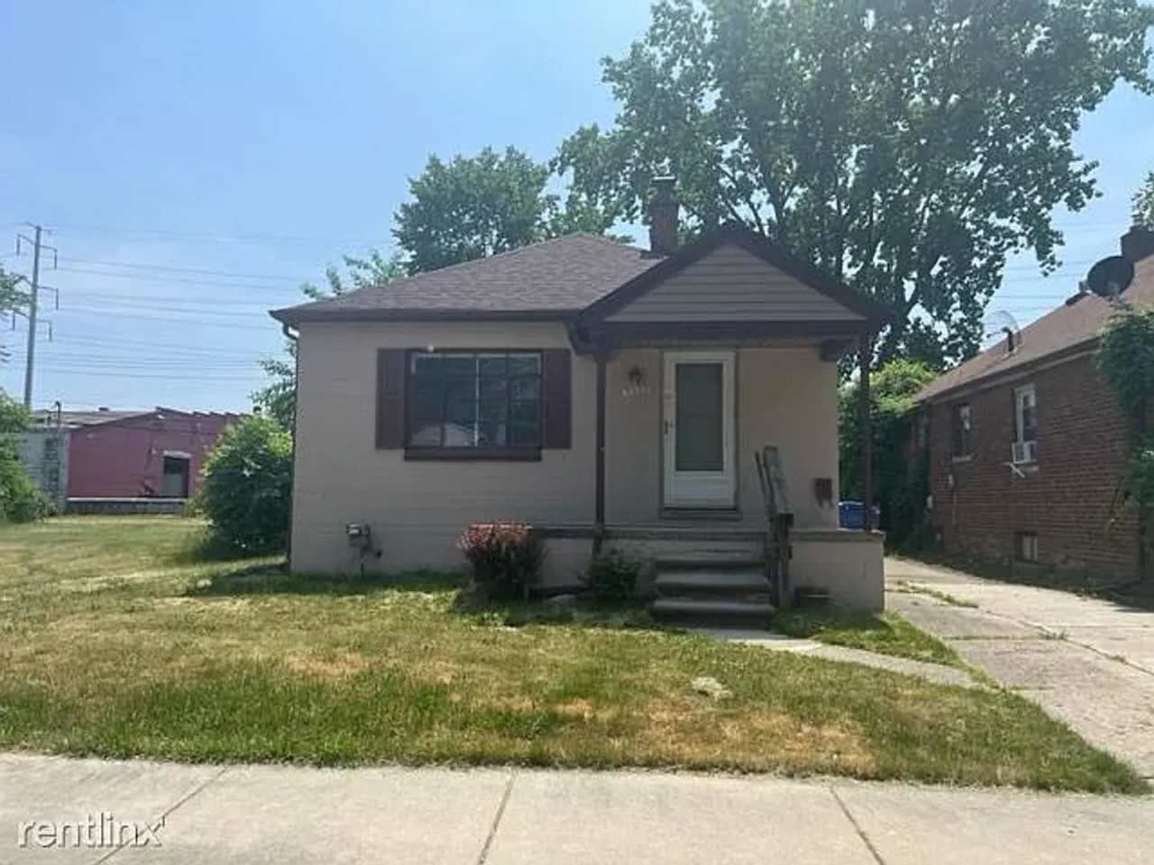 Quaint one bedroom in bustling Warren