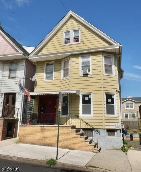 100 William St  First Floor